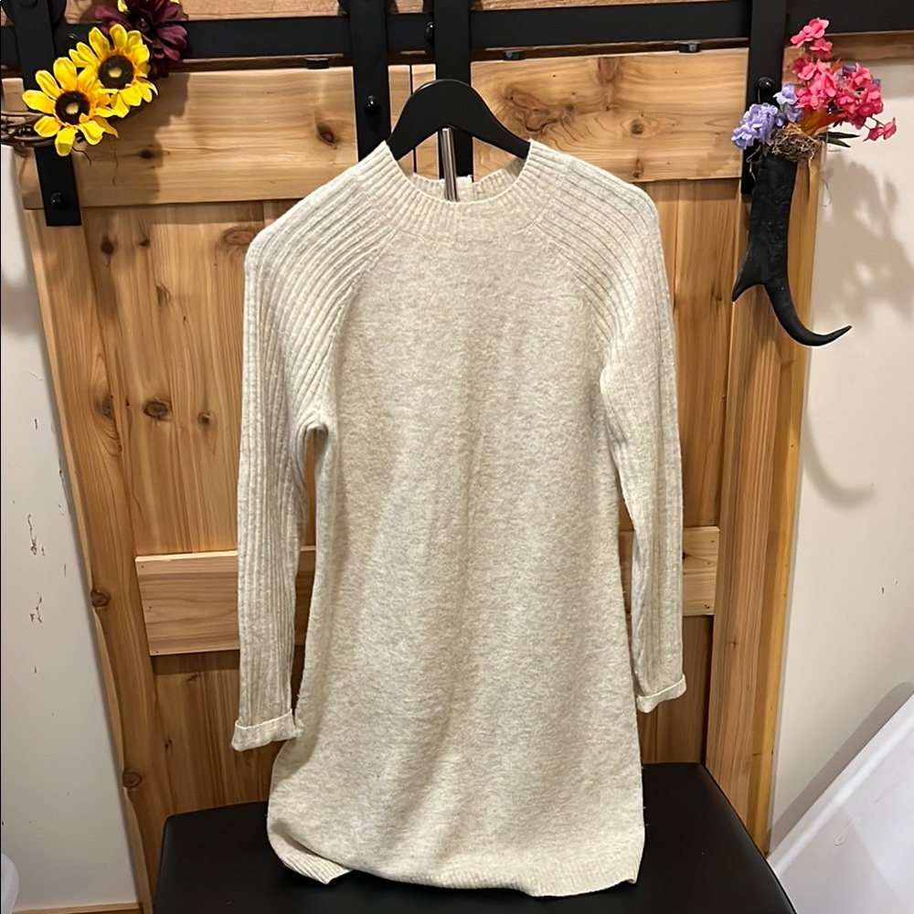 Abercrombie & Fitch Cream Sweater Dress